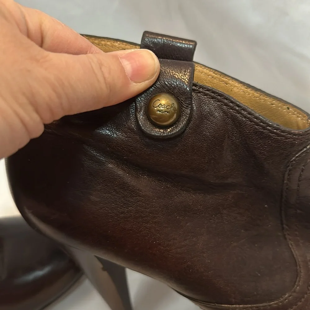 Coach dark brown boot - Picture 3 of 3